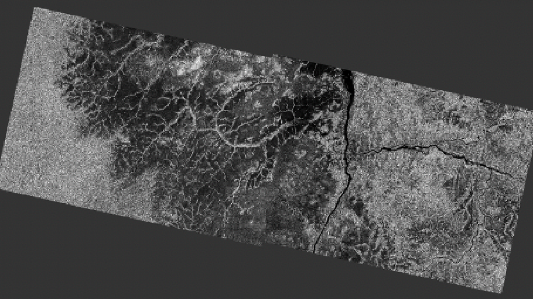 Mosaic of two Sentinel-1 products in separate paths. Credit: Copernicus
Sentinel data 2018, processed by ESA.